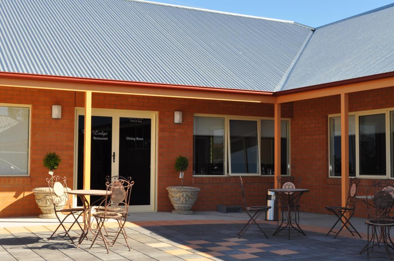 Comfort Inn Bishops Lodge Hay Exterior photo